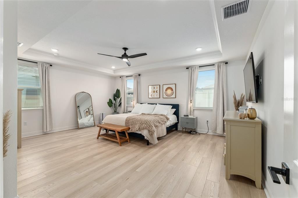 Bedroom, Interior, Recessed Lighting, Wood Texture Flooring