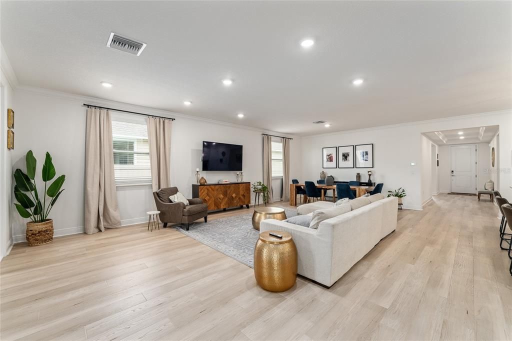 Dining room, Interior, Living room, Recessed Lighting, Wood Texture Flooring