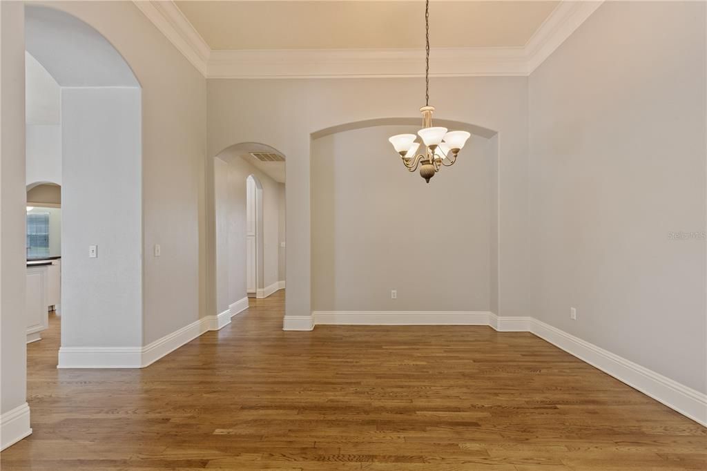 Chandelier, Empty room, Interior, Wood Texture Flooring