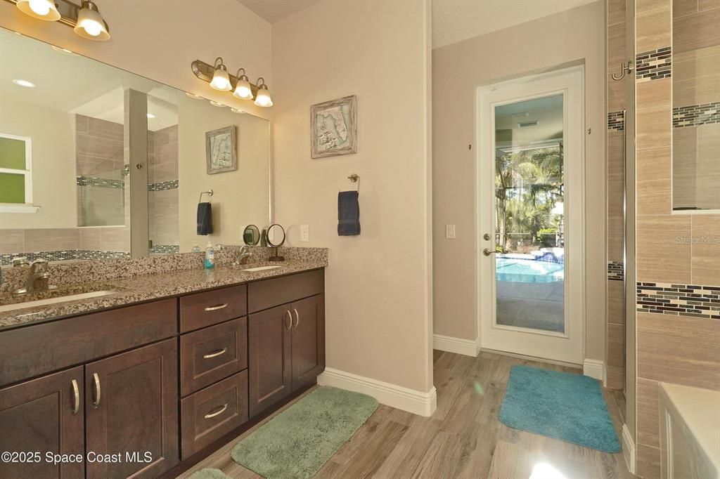 Bathroom, Dual Sink Vanities, Interior, Wood Texture Flooring