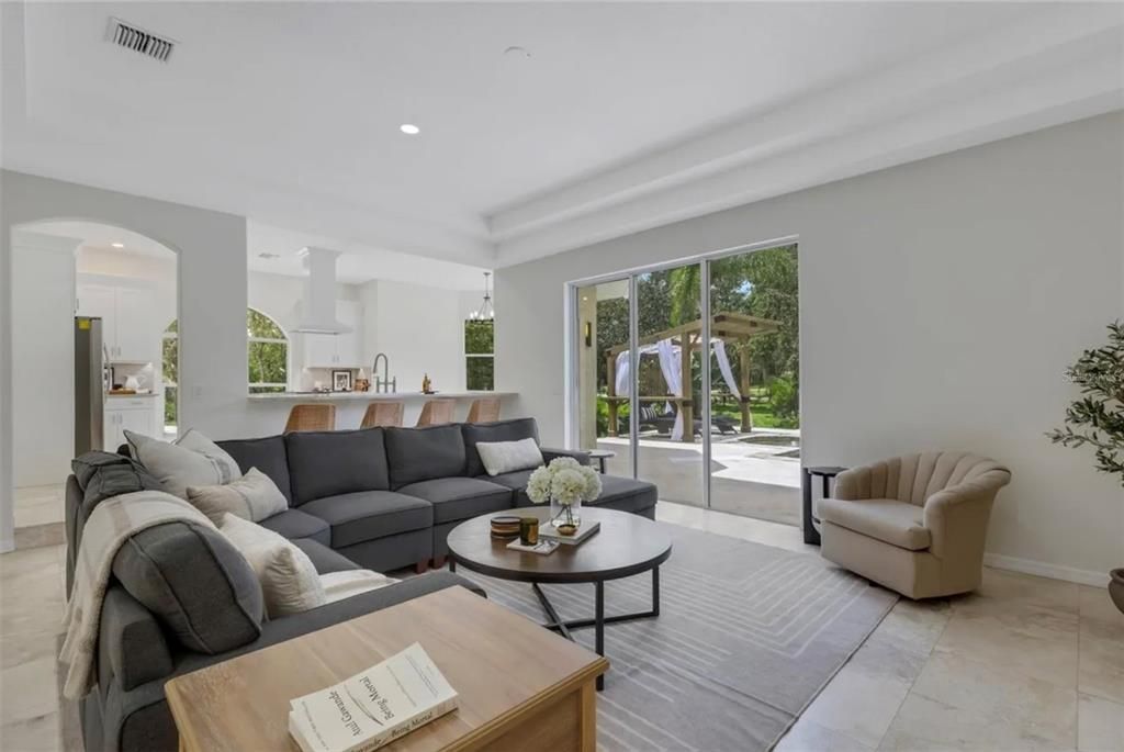 Interior, Kitchen, Living room, Pendant Lights, Recessed Lighting