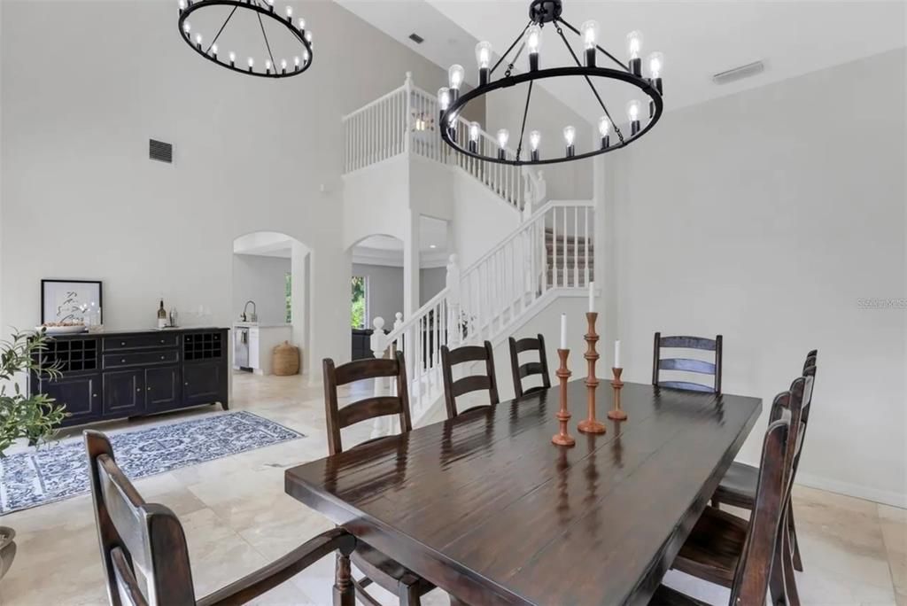 Chandelier, Dining room, Interior, Pendant Lights