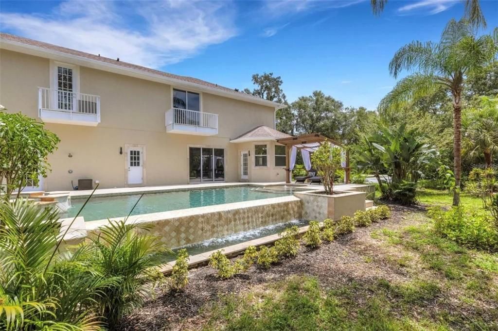 Backyard, Exterior, Pool