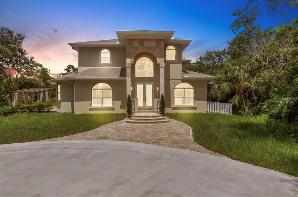 Backyard, Exterior, Facade, Mediterranean