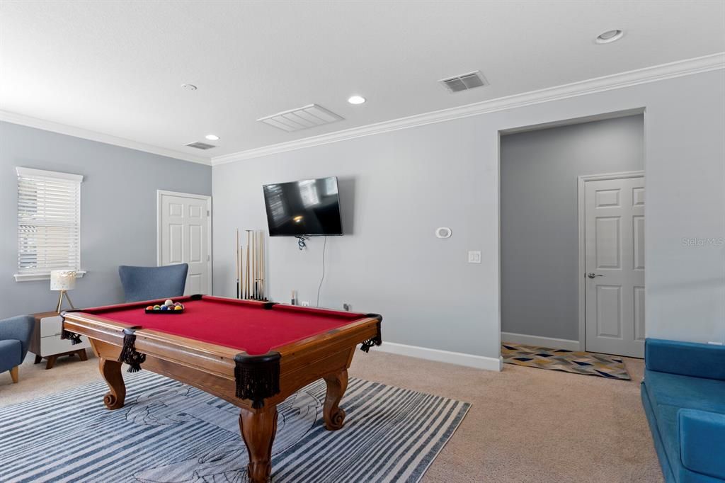 Billiard Table, Game Room, Interior, Recessed Lighting