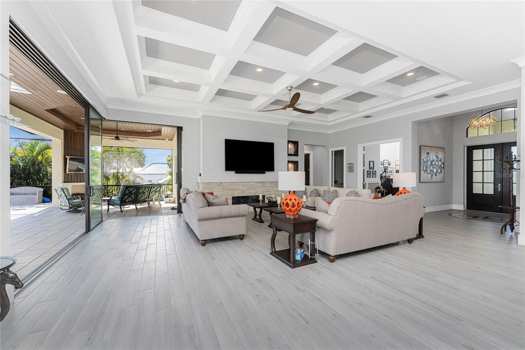 Interior, Living room, Recessed Lighting, Wood Texture Flooring