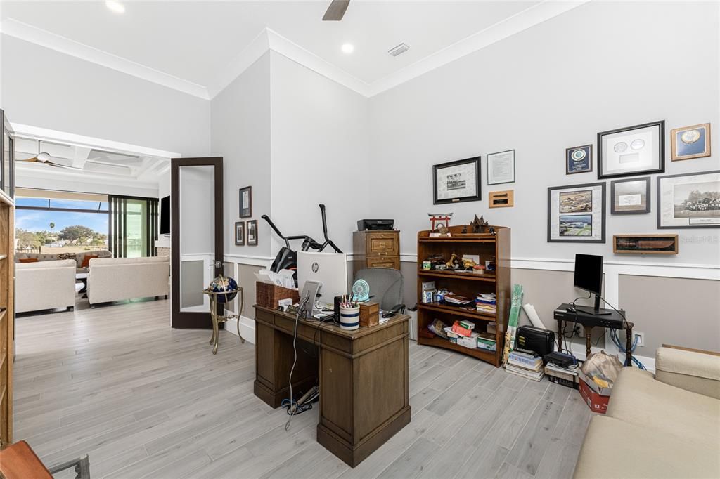 Home Office, Interior, Living room, Recessed Lighting, Wood Texture Flooring