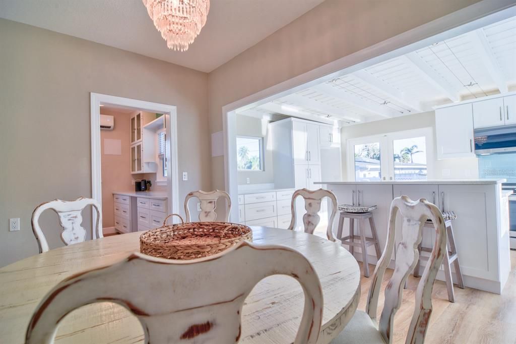 Chandelier, Dining room, Interior, Water, Wood Texture Flooring