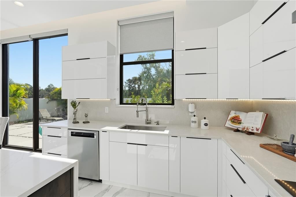 Interior, Kitchen, Marble, Recessed Lighting