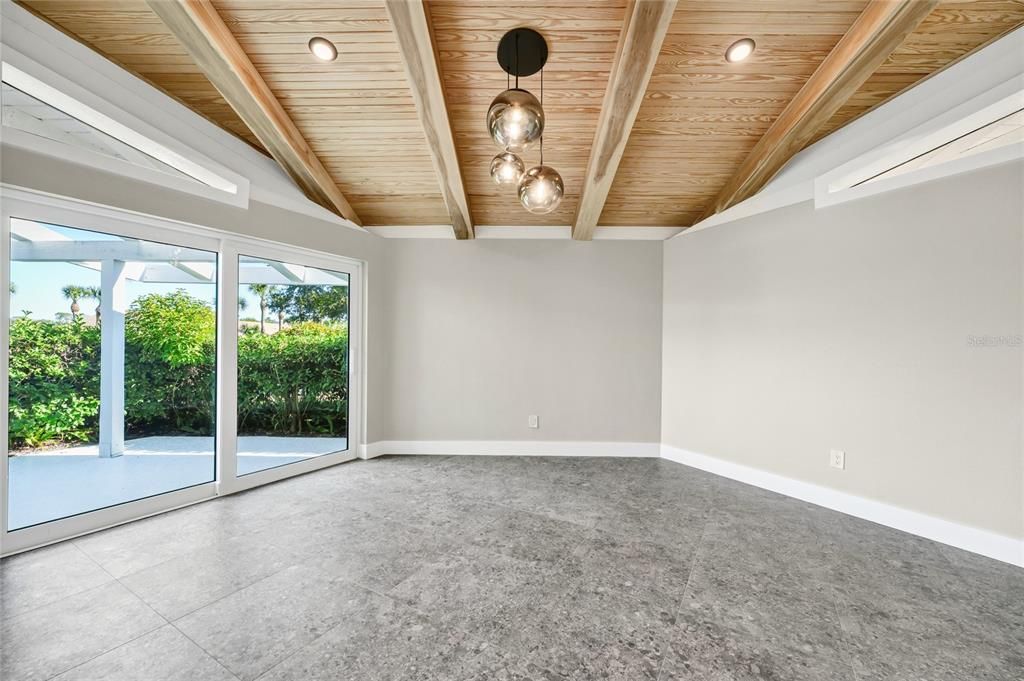 Empty room, Interior, Pendant Lights, Recessed Lighting, Wooden Beams, Wooden Ceilings