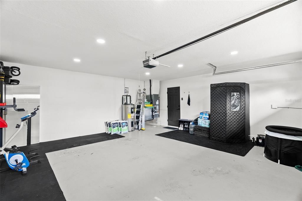 Fitness Equipment, Interior, Recessed Lighting