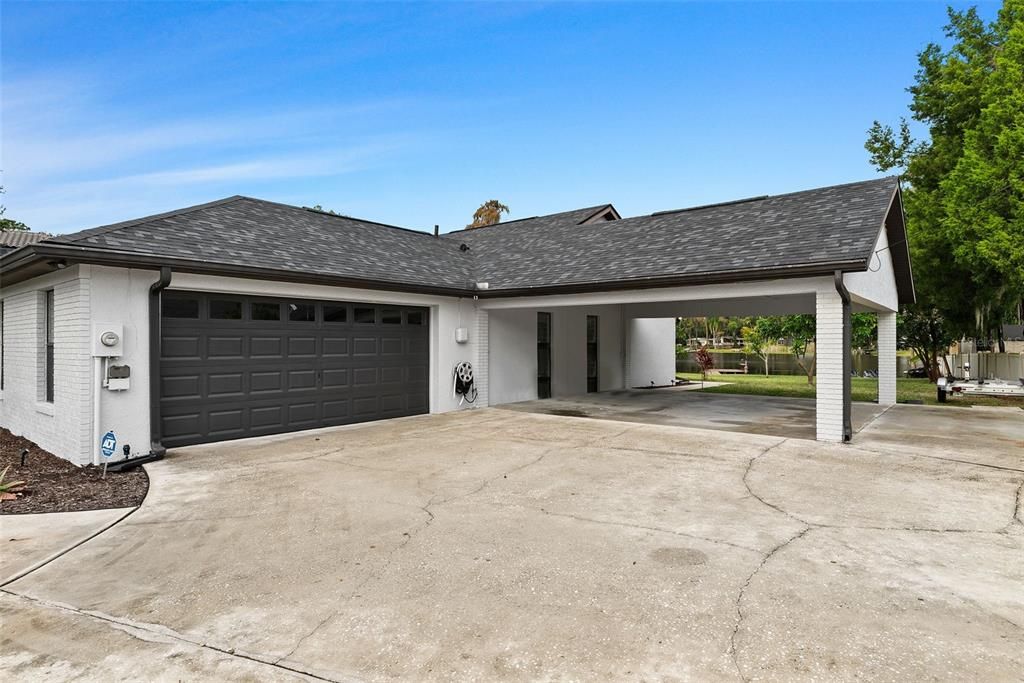 Attached, Exterior, Facade, Ranch