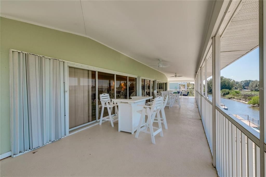 Dining room, Interior, Sun Room, Water