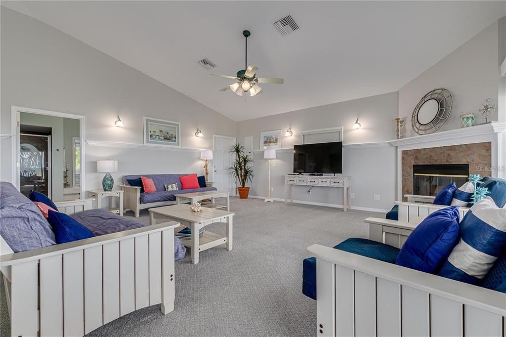 Fireplace, Interior, Living room