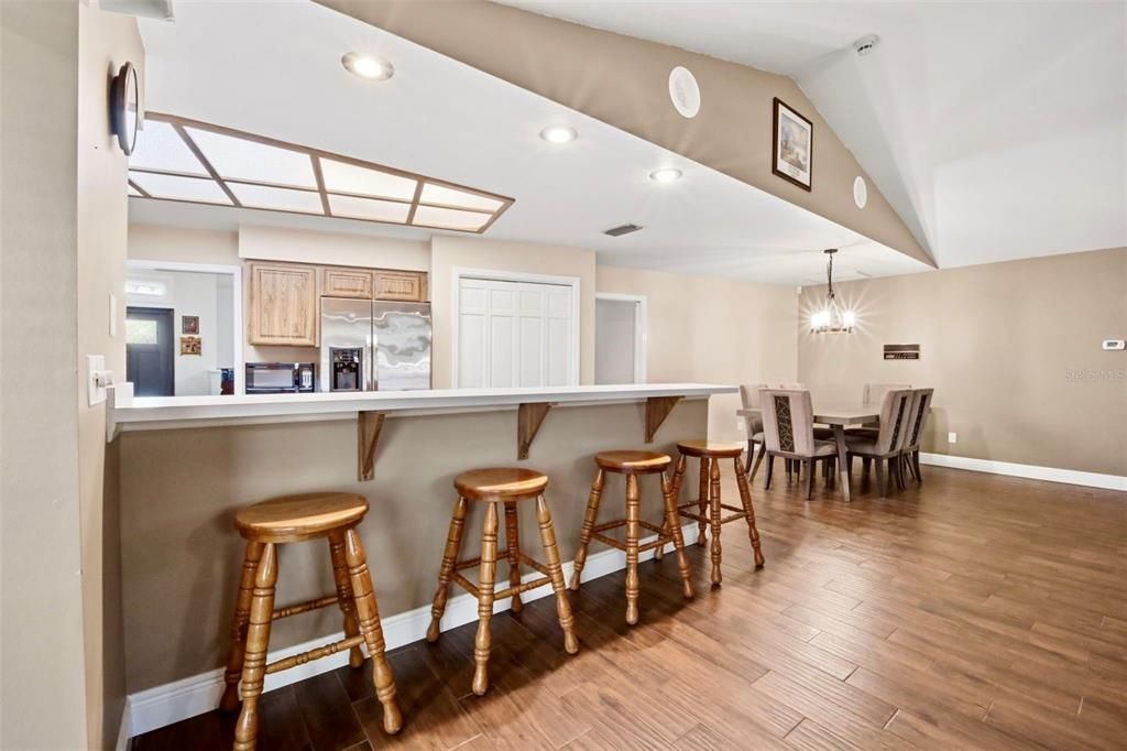 Dining room, Interior, Kitchen, Pendant Lights, Recessed Lighting, Wood Texture Flooring