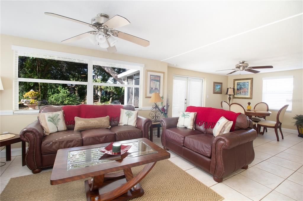 Dining room, Interior, Living room