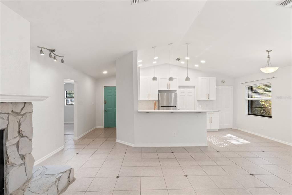 Interior, Kitchen, Pendant Lights, Recessed Lighting, Stainless Steel Appliances