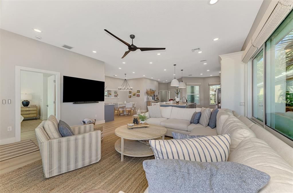 Dining room, Interior, Kitchen, Living room, Pendant Lights, Recessed Lighting, Wood Texture Flooring