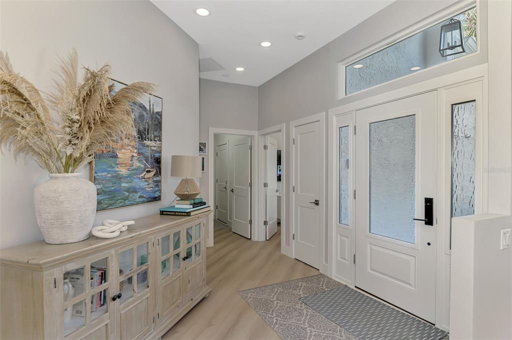 Interior, Recessed Lighting, Wood Texture Flooring