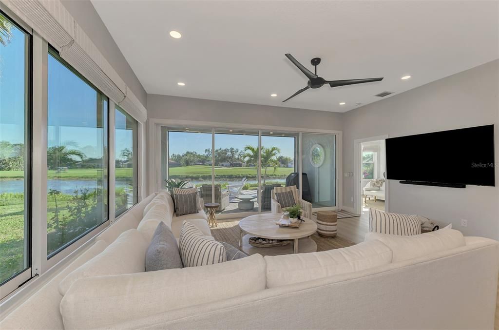 Interior, Living room, Recessed Lighting, Water