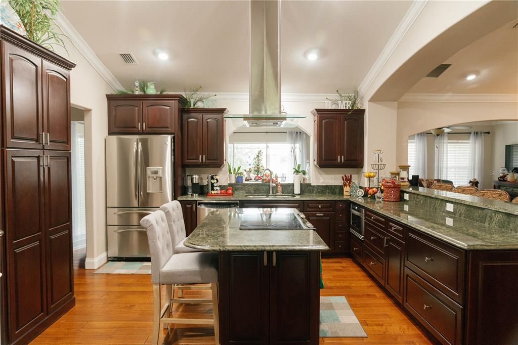 Interior, Kitchen, Recessed Lighting, Wood Texture Flooring