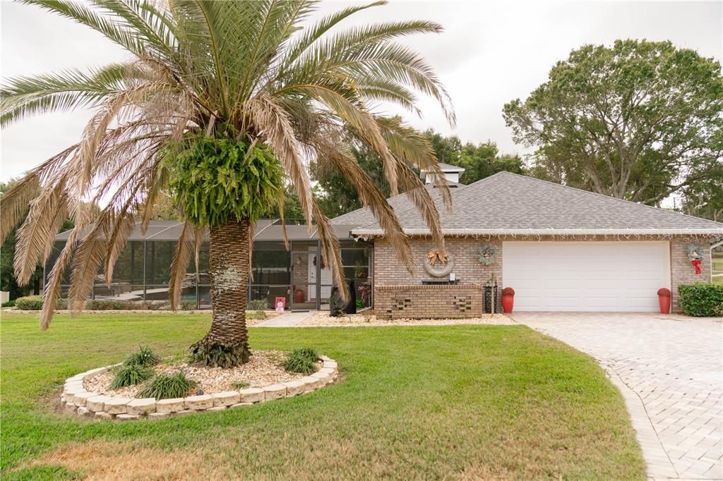 Attached, Backyard, Exterior, Facade, Brick Facade, Ranch