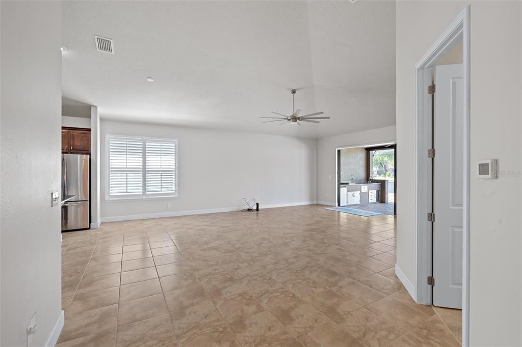 Empty room, Interior, Kitchen