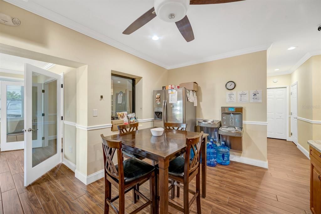 Dining room, Interior, Recessed Lighting, Wood Texture Flooring