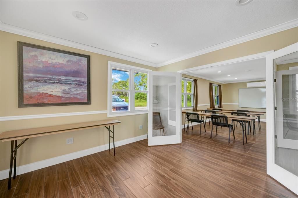 Dining room, Interior, Recessed Lighting, Wood Texture Flooring