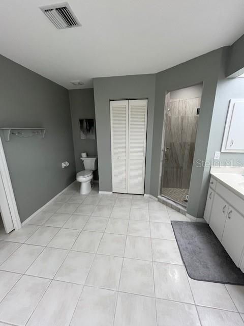 Bathroom, Empty room, Interior