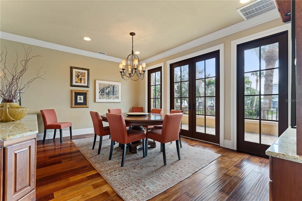 Chandelier, Dining room, Interior, Recessed Lighting, Wood Texture Flooring