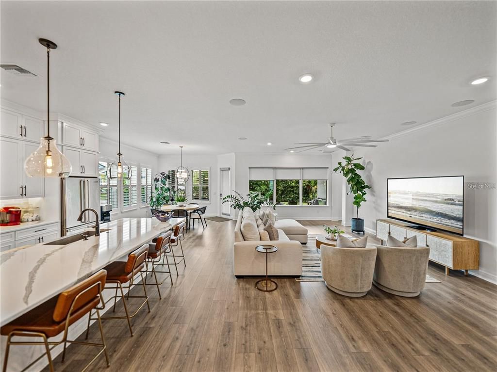 Dining room, Interior, Kitchen, Living room, Pendant Lights, Recessed Lighting, Wood Texture Flooring