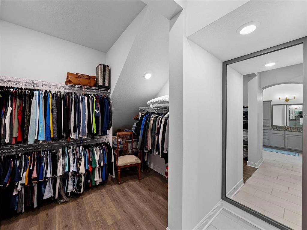 Interior, Recessed Lighting, Walk-in Closets, Wood Texture Flooring