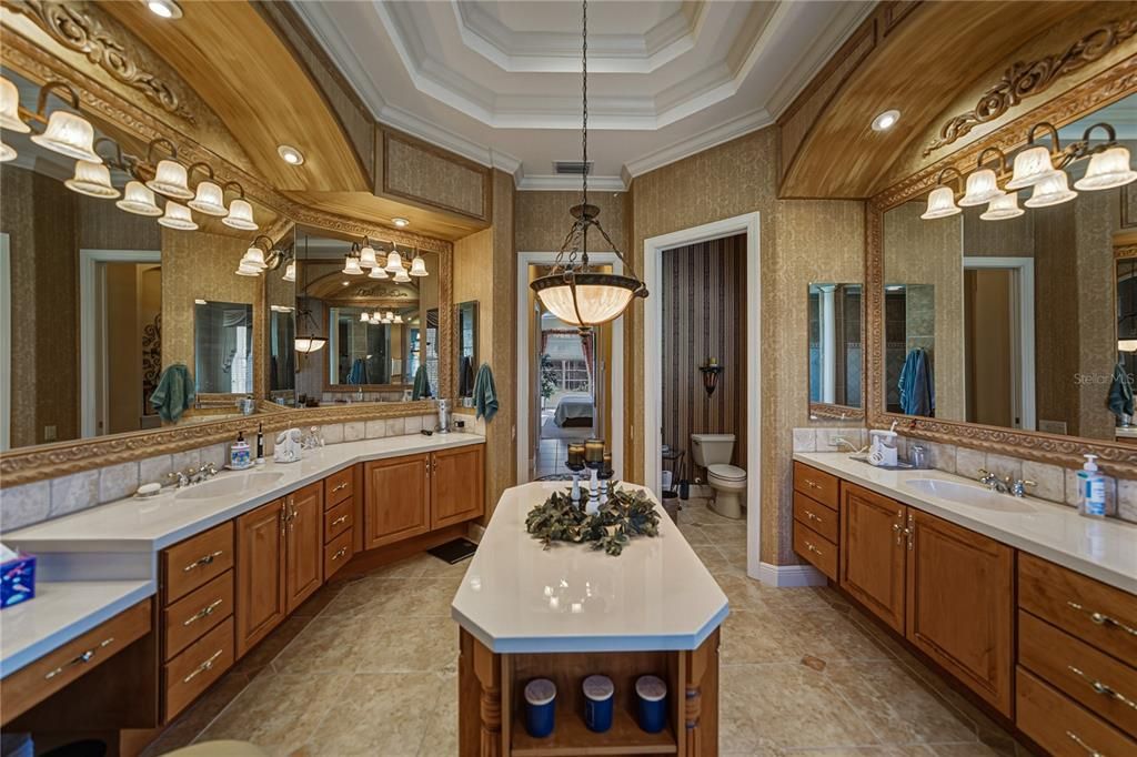 Bathroom, Dual Sink Vanities, Interior, Pendant Lights, Recessed Lighting