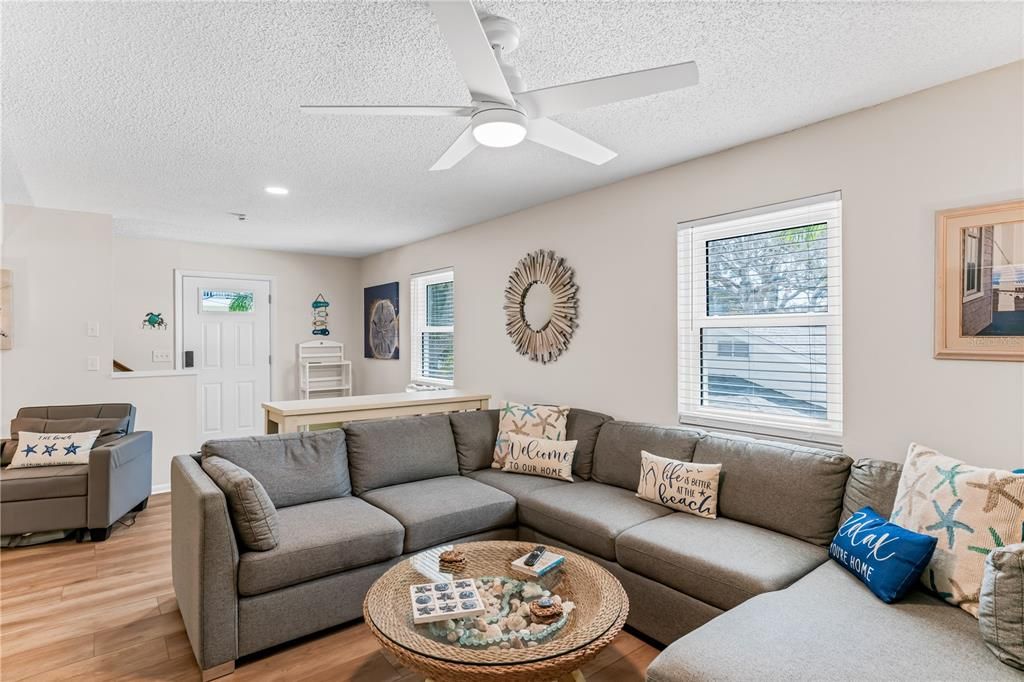 Interior, Living room, Recessed Lighting, Wood Texture Flooring