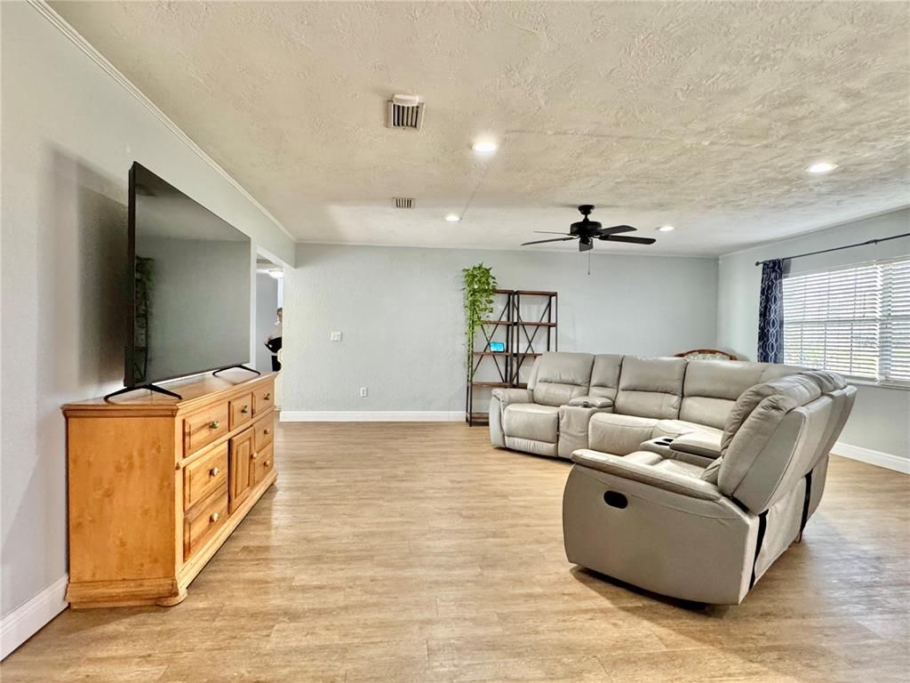 Home Theatre Room, Interior, Living room, Recessed Lighting, Wood Texture Flooring