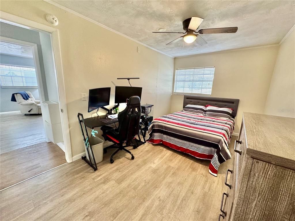 Bedroom, Home Office, Interior, Wood Texture Flooring