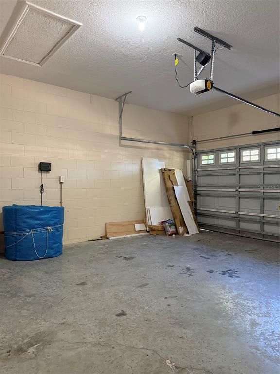 Garage, Interior