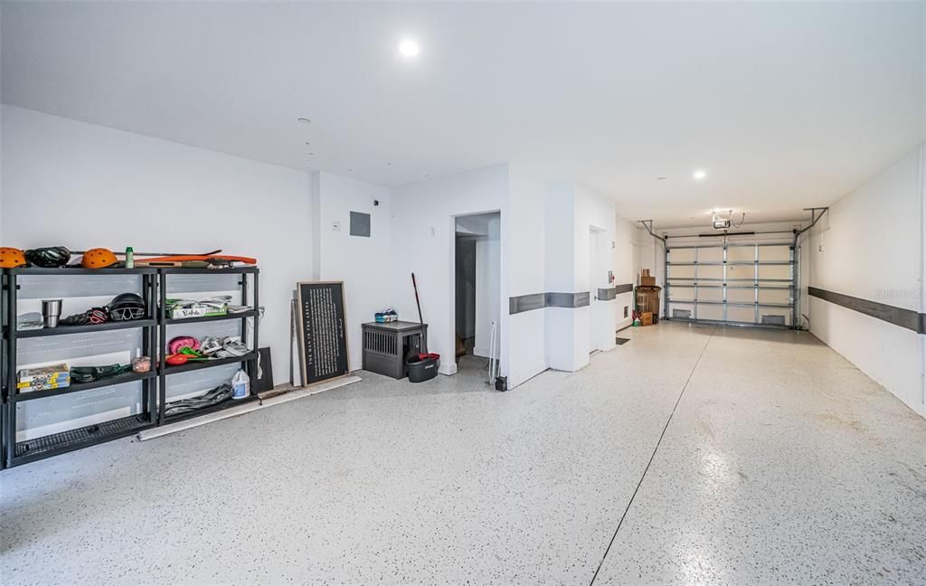 Garage, Interior, Recessed Lighting