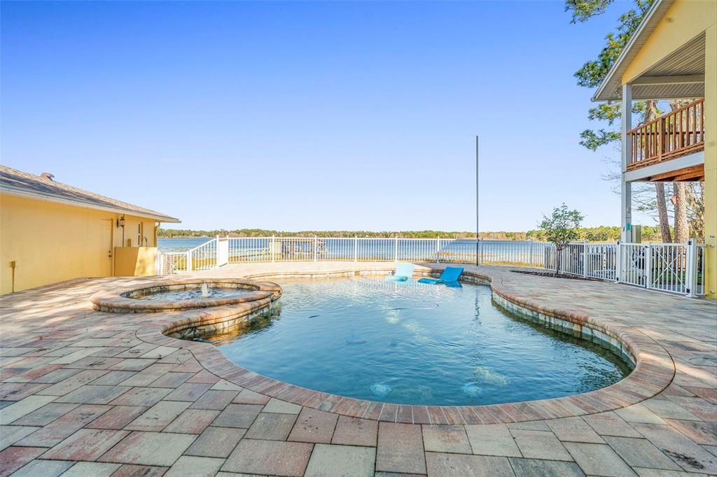 Exterior, Pool, Water