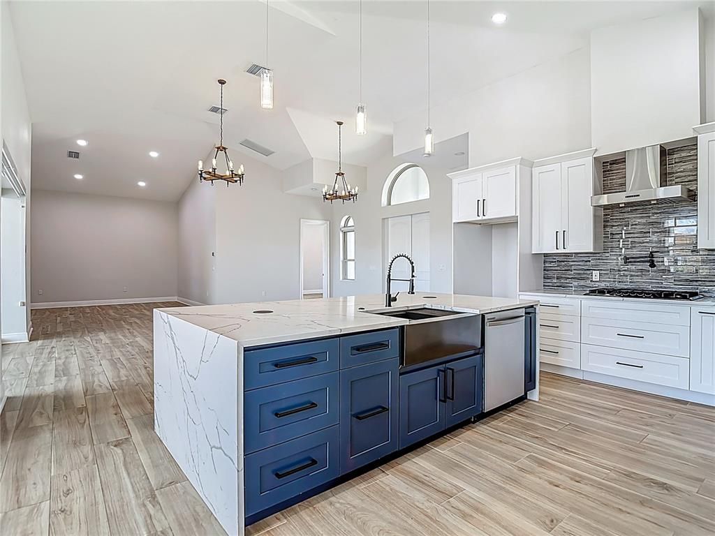 Chandelier, Interior, Kitchen, Pendant Lights, Recessed Lighting, Wood Texture Flooring