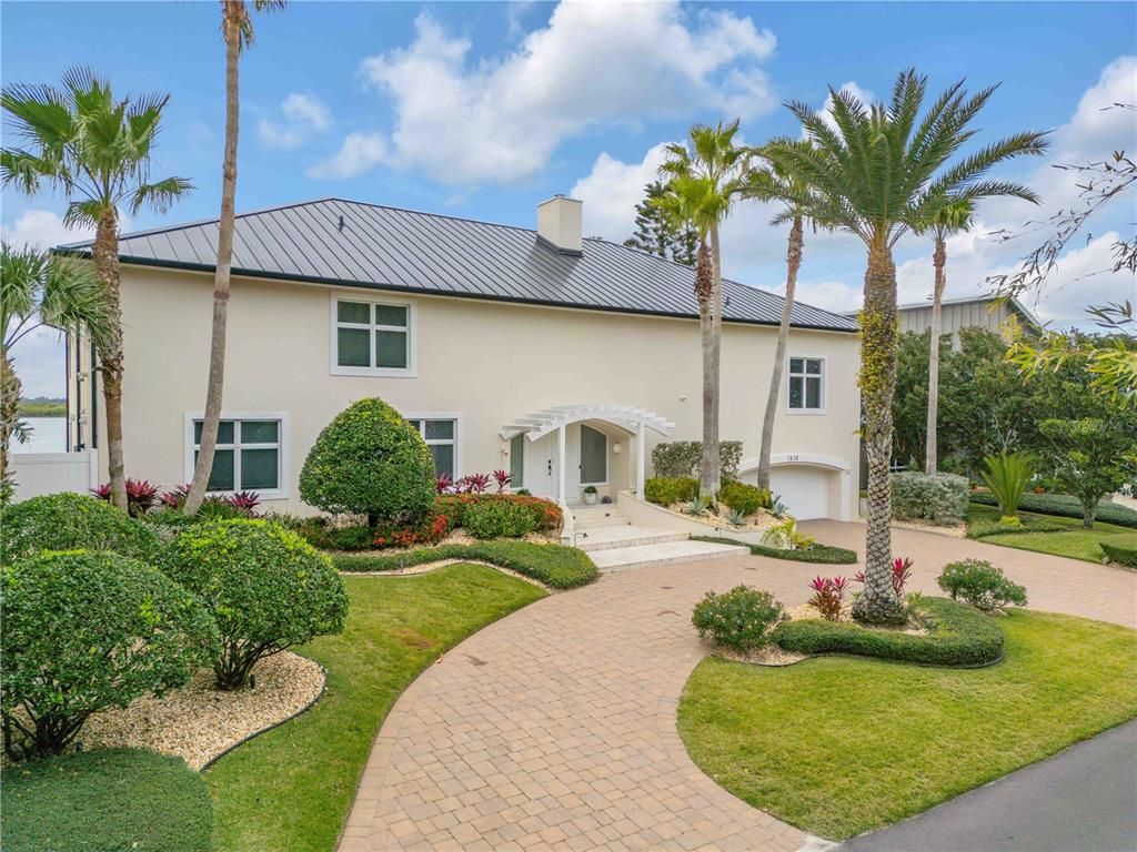 Backyard, Exterior, Facade, Spanish Mediterranean