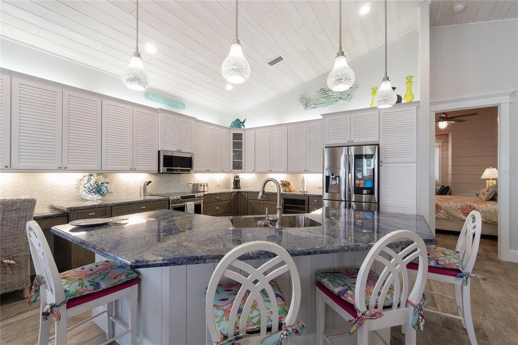 Interior, Kitchen, Pendant Lights, Stainless Steel Appliances