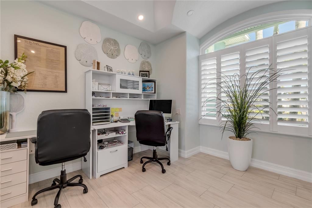 Home Office, Interior, Recessed Lighting, Wood Texture Flooring