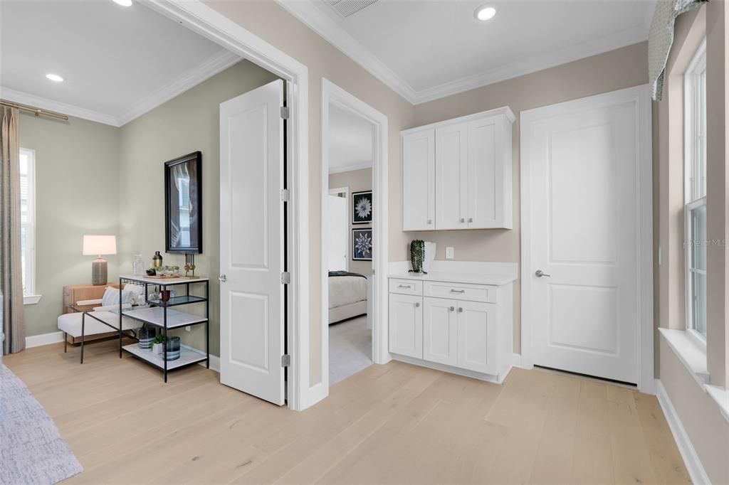 Interior, Recessed Lighting, Wood Texture Flooring