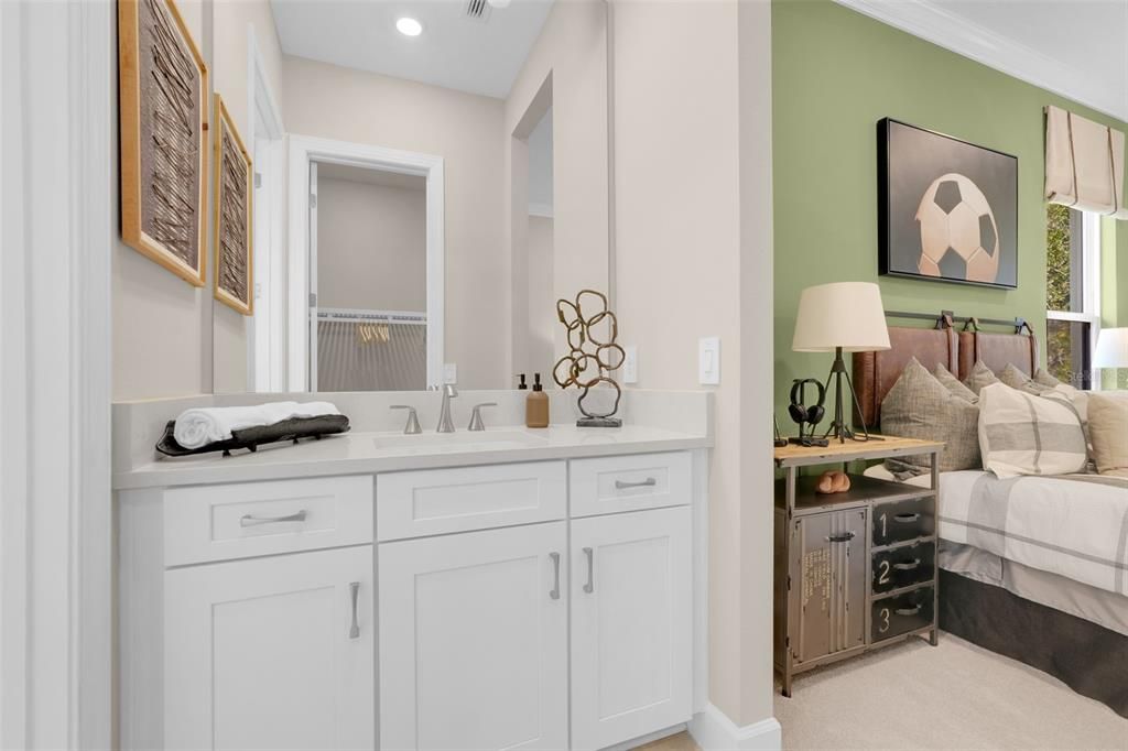 Bathroom, Dual Sink Vanities, Interior, Recessed Lighting