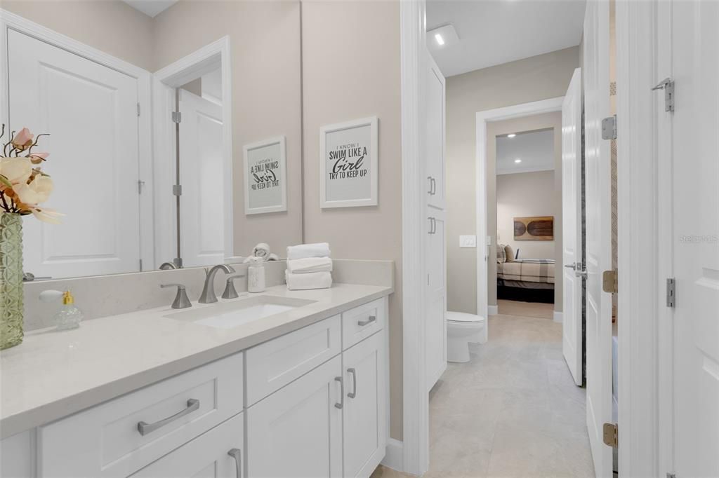 Bathroom, Interior, Recessed Lighting