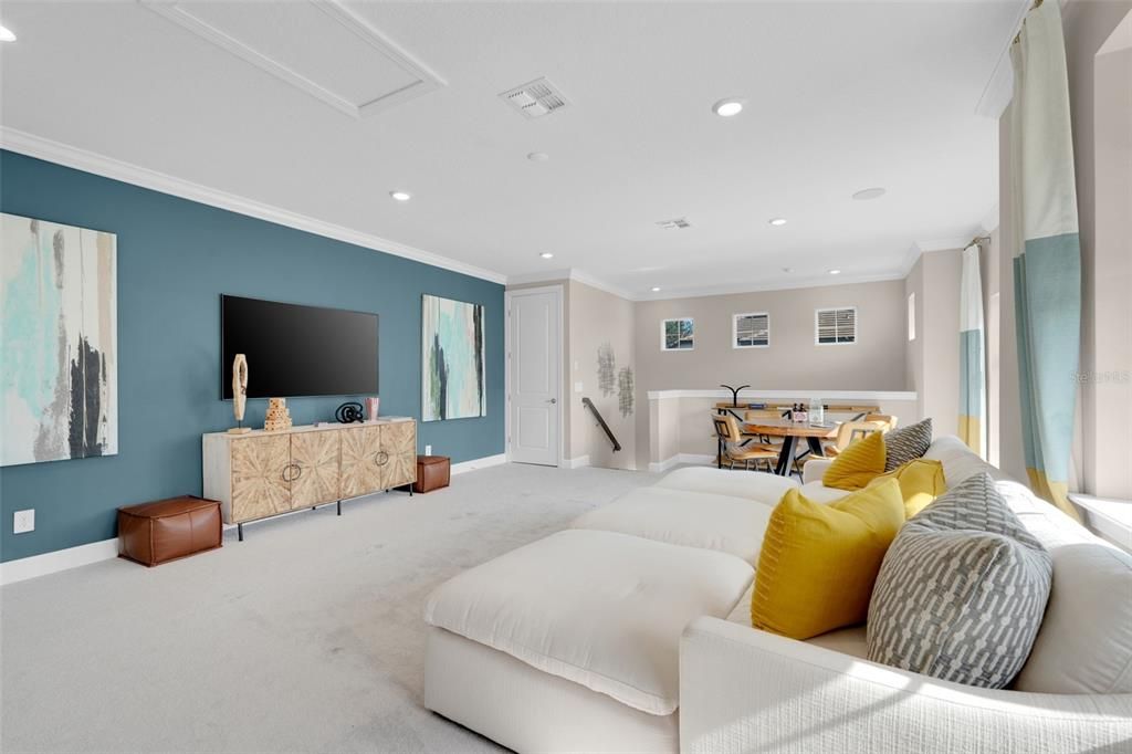 Dining room, Interior, Living room, Recessed Lighting