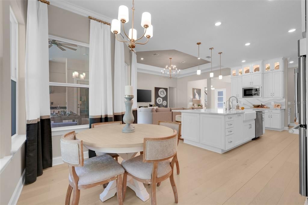 Chandelier, Dining room, Interior, Kitchen, Pendant Lights, Recessed Lighting, Wood Texture Flooring