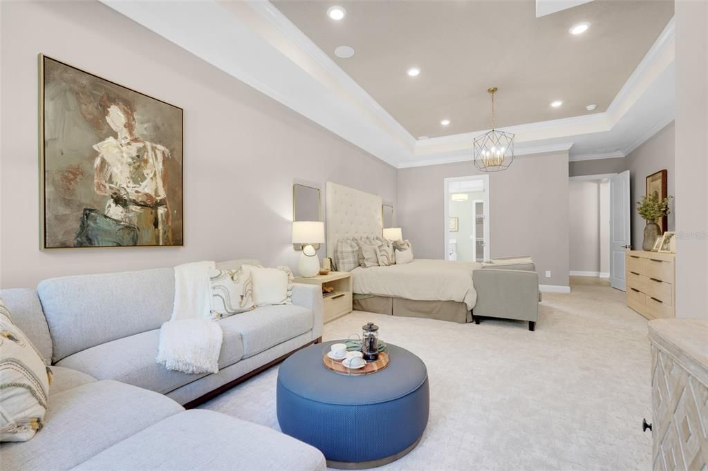 Interior, Living room, Pendant Lights, Recessed Lighting